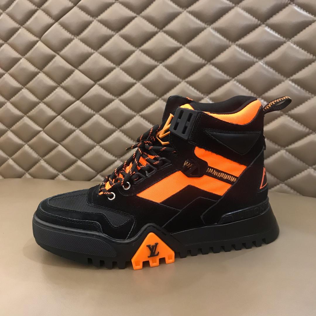 LOUIS VUITTON HIKING ANKLE BOOTS
