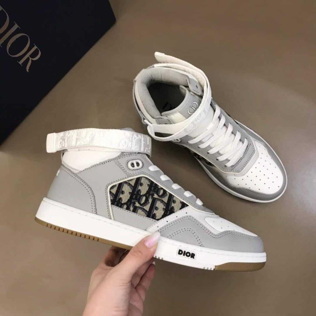 B27 HIGH-TOP SNEAKER