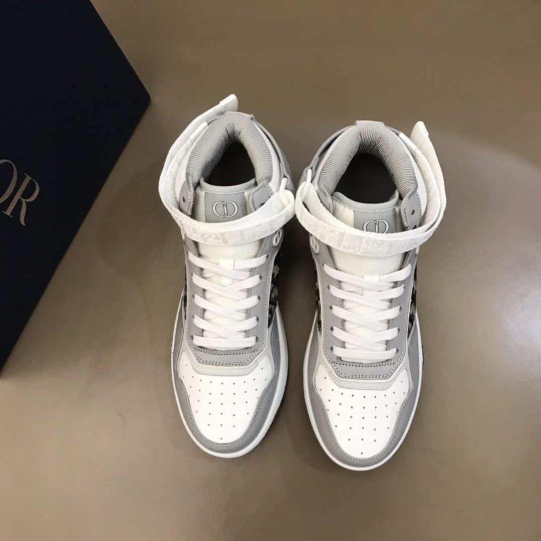 B27 HIGH-TOP SNEAKER