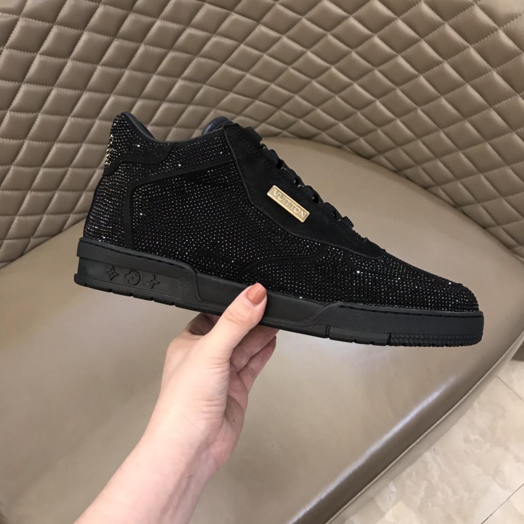 LOUIS VUITTON TRAINER SNEAKER