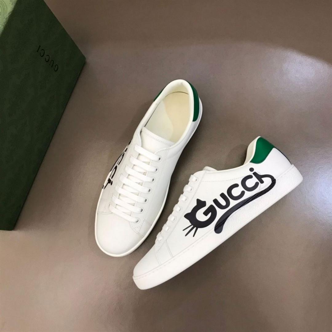 GUCCI ACE SNEAKERS WITH KITTEN