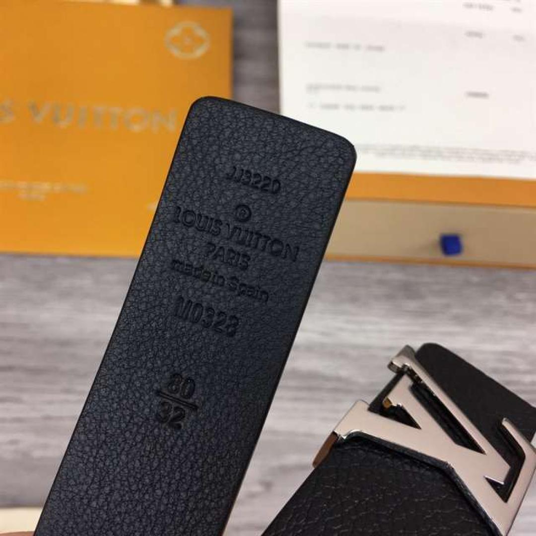 LOUIS VUITTON ICONIC 30MM REVERSIBLE BELT
