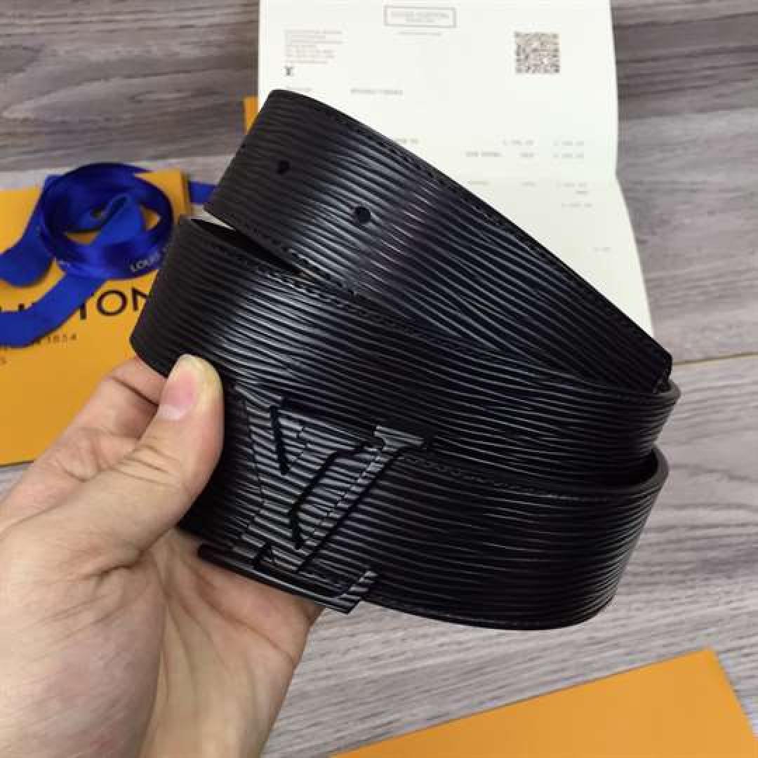 LOUIS VUITTON LV INITIALES 40MM EPI LEATHER