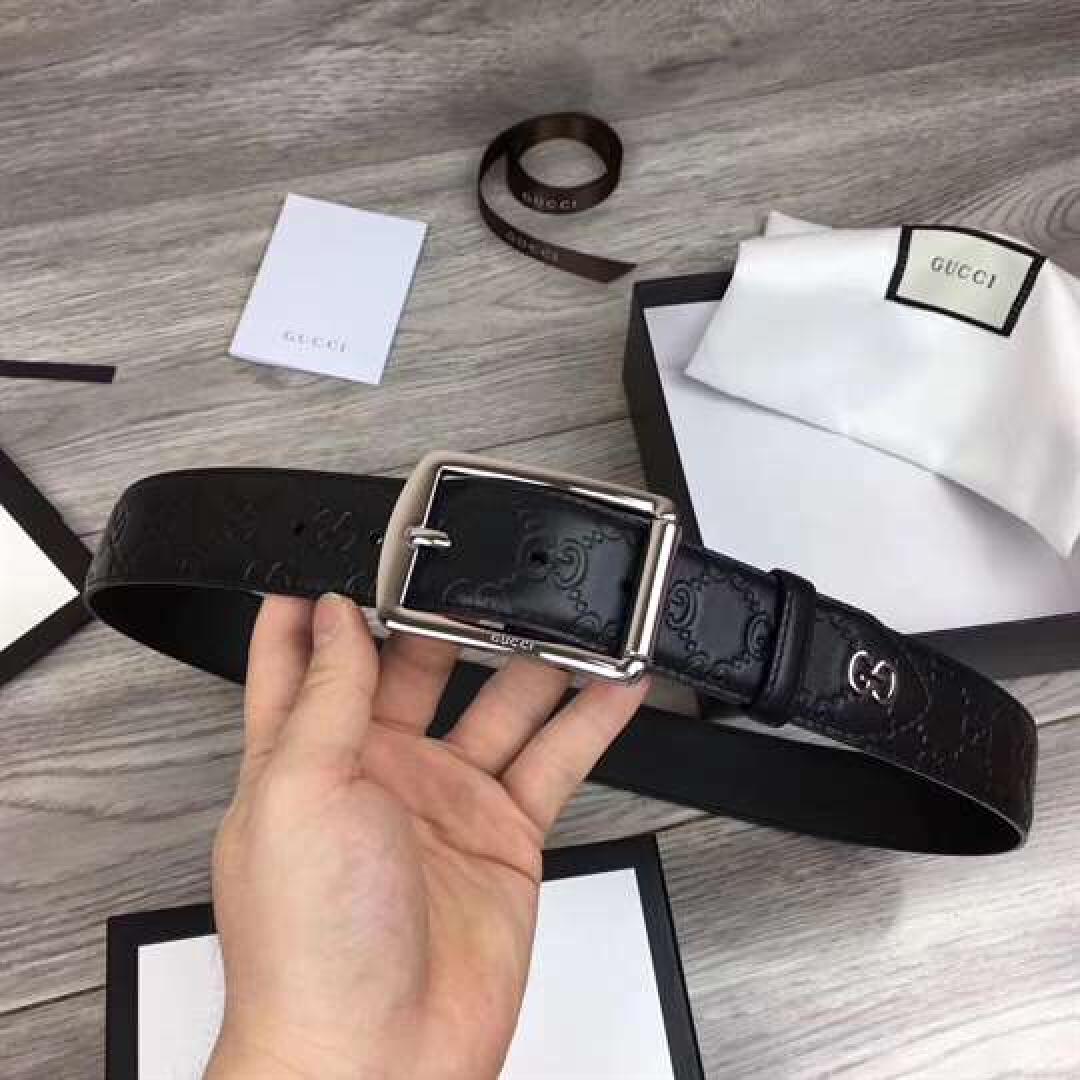 GUCCI SIGNATURE BELT WITH GG DETAIL
