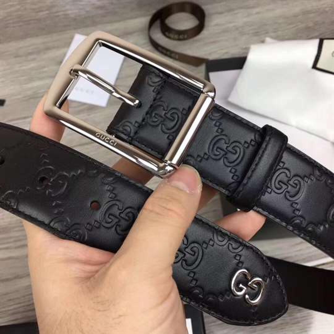 GUCCI SIGNATURE BELT WITH GG DETAIL