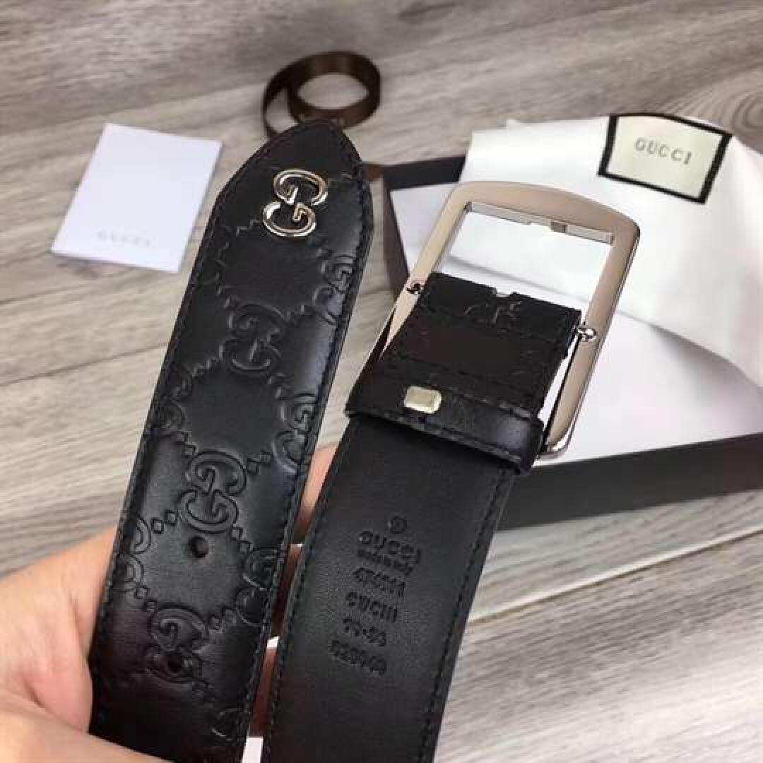 GUCCI SIGNATURE BELT WITH GG DETAIL