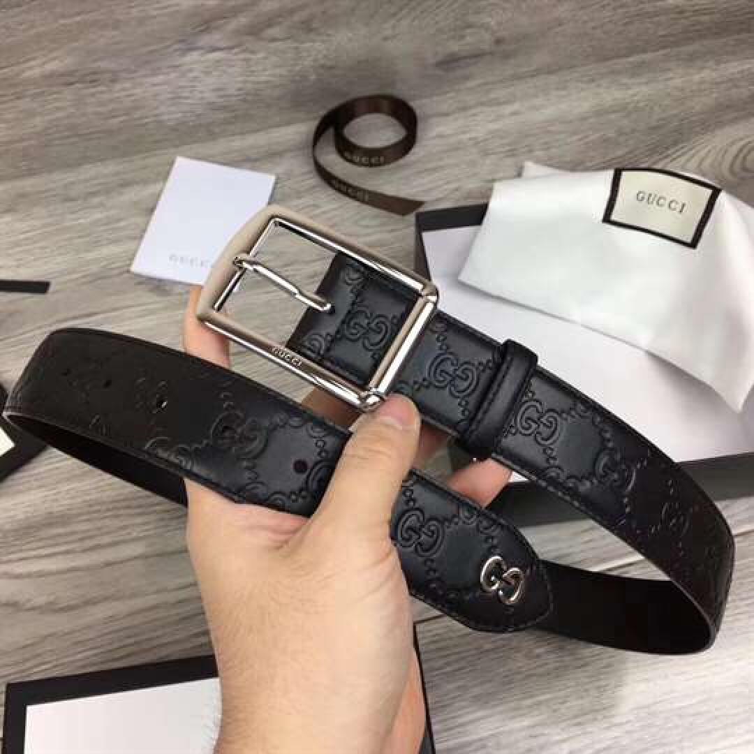 GUCCI SIGNATURE BELT WITH GG DETAIL