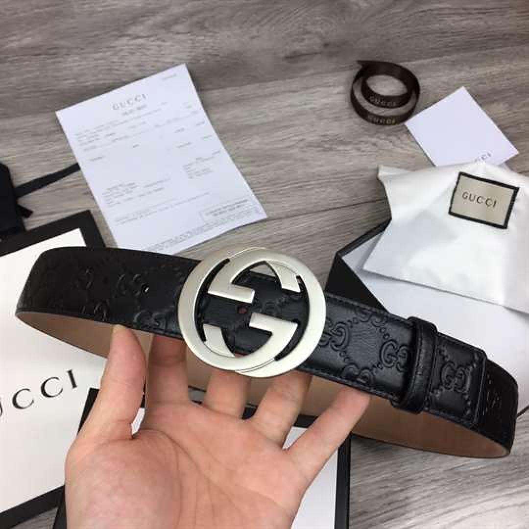 GUCCI GG SUPREME BELT WITH G BUCKLE