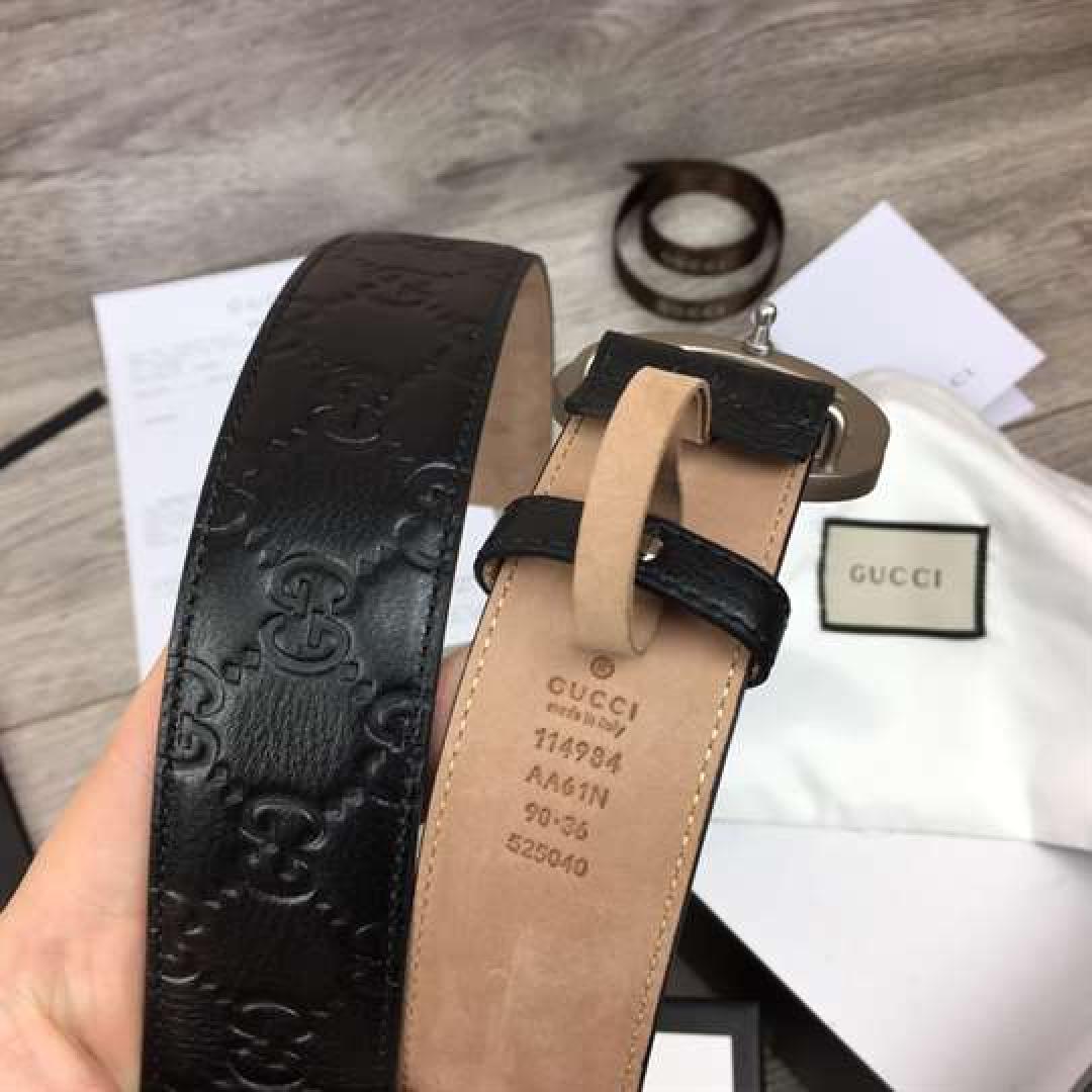 GUCCI GG SUPREME BELT WITH G BUCKLE