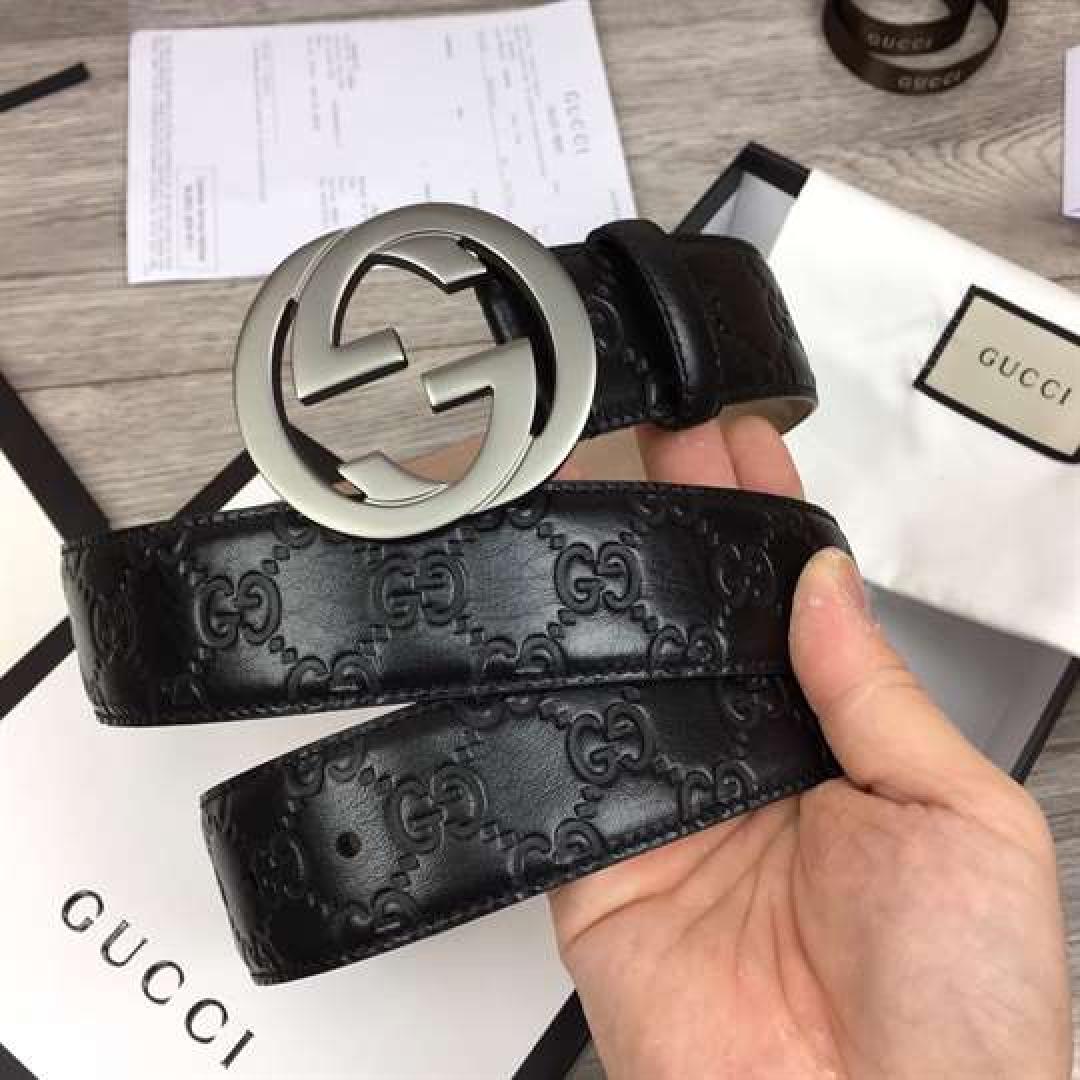 GUCCI GG SUPREME BELT WITH G BUCKLE