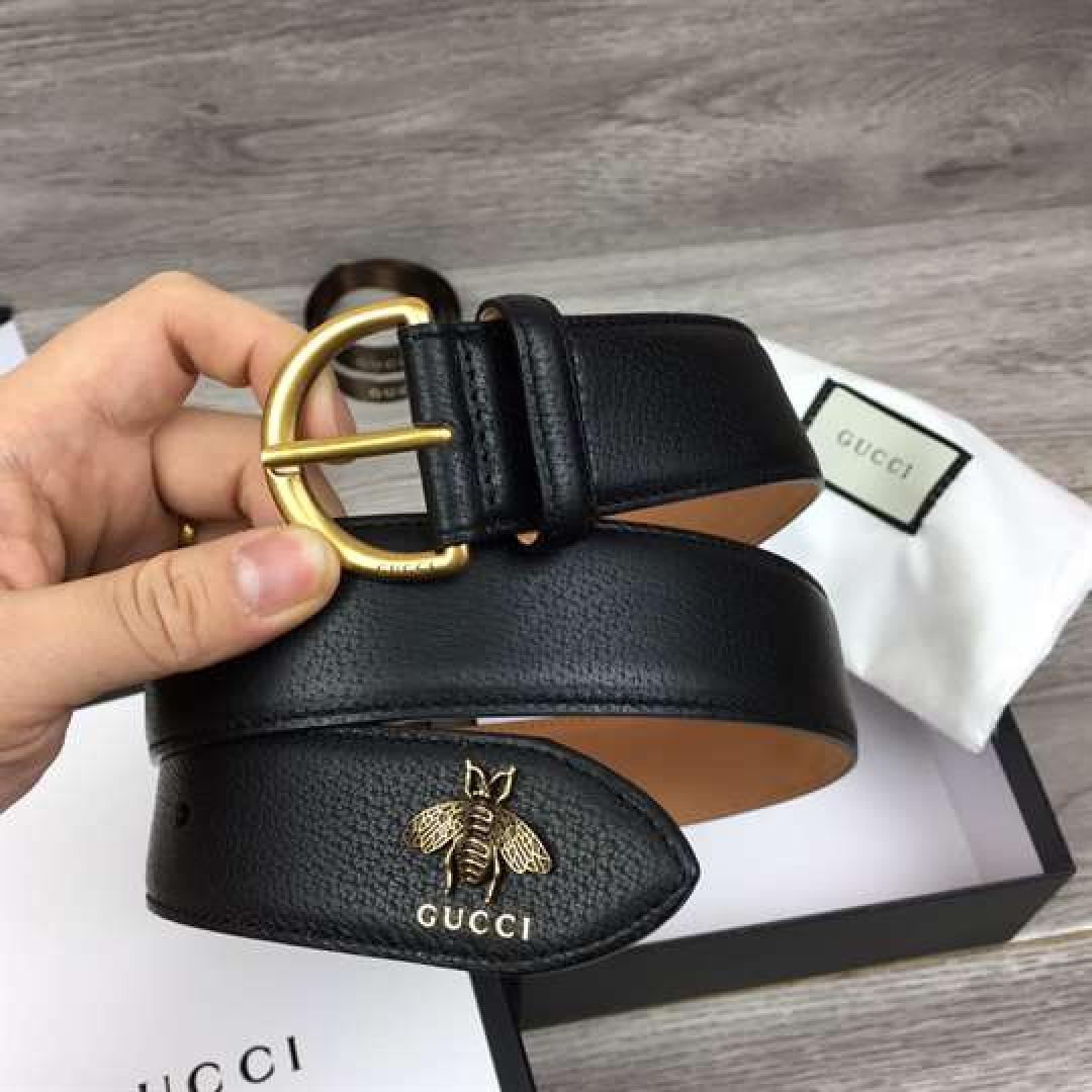 GUCCI BEE PENDANT LEATHER BELT