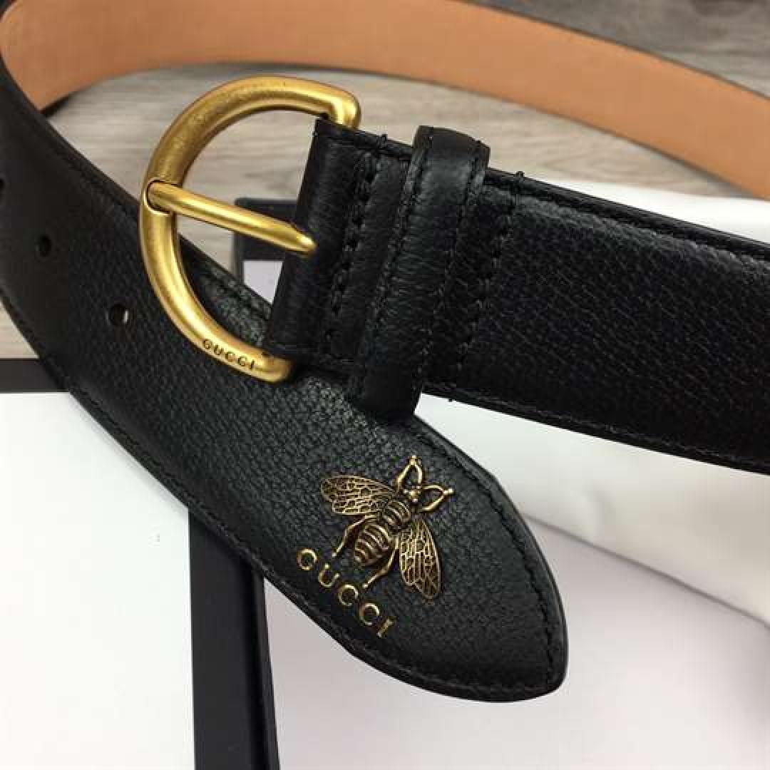 GUCCI BEE PENDANT LEATHER BELT