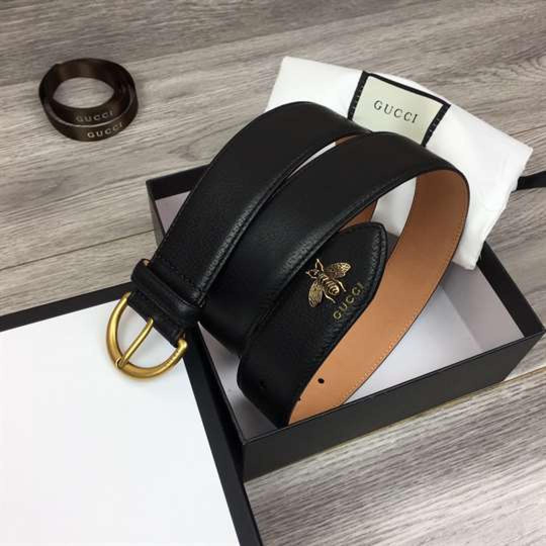 GUCCI BEE PENDANT LEATHER BELT