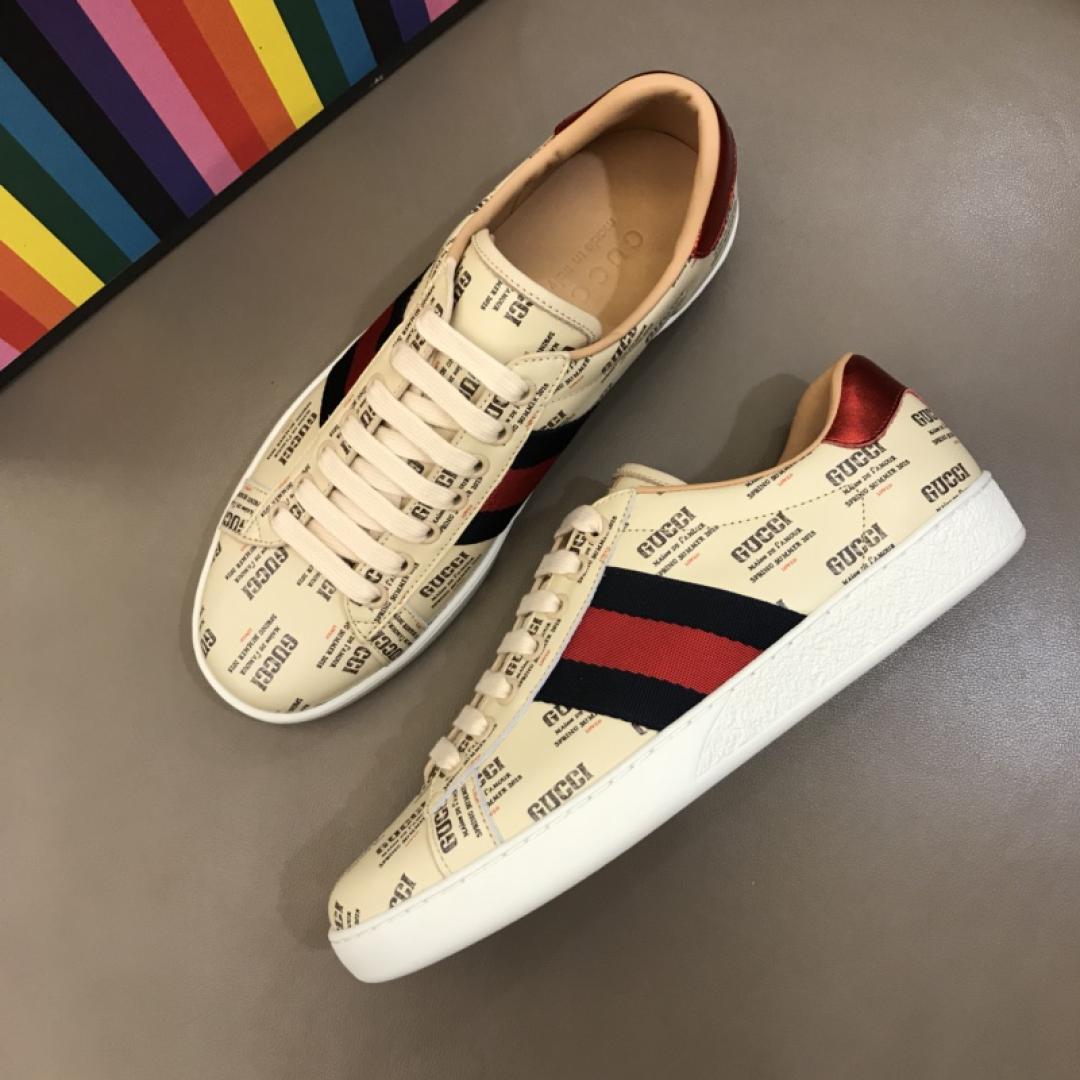 GUCCI STAMP PRINT SNEAKER