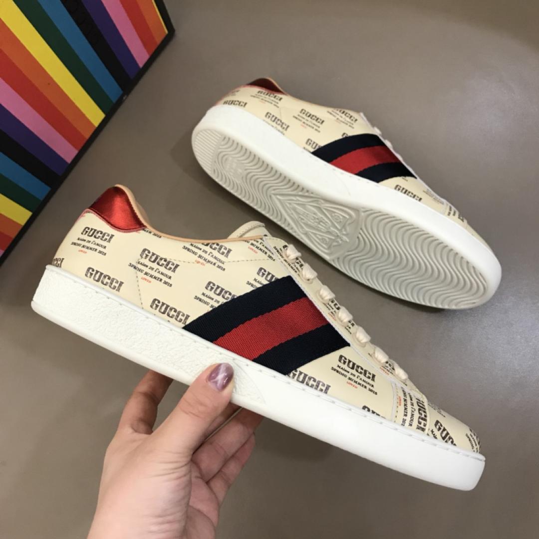 GUCCI STAMP PRINT SNEAKER