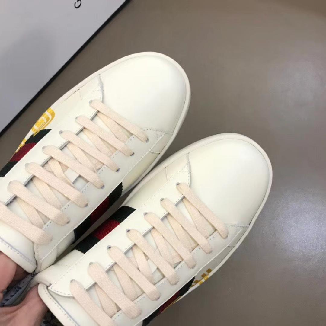 GUCCI ACE SNEAKER WITH GUCCY PRINT
