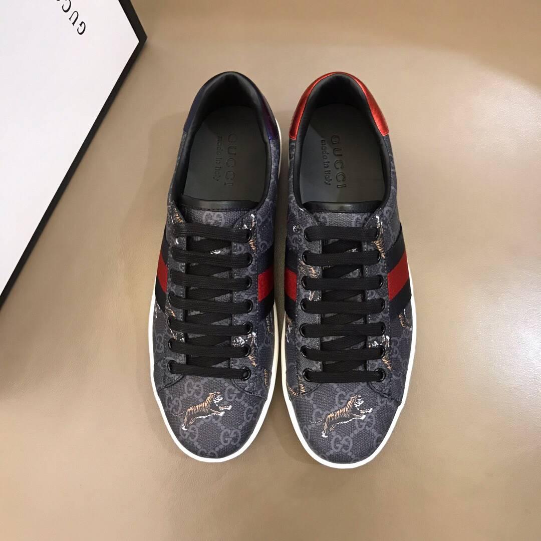GUCCI MEN'S ACE GG SUPREME TIGERS SNEAKER
