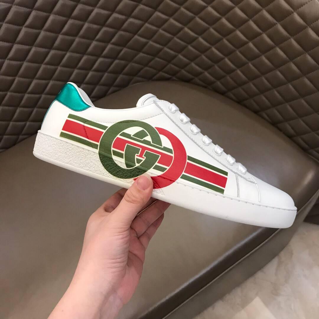 GUCCI MEN'S ACE SNEAKER WITH INTERLOCKING G