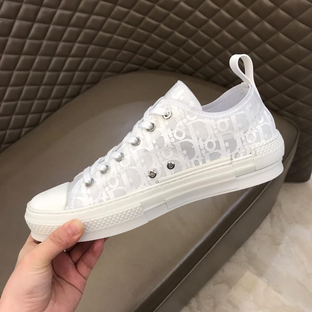 DIOR "B23" LOW-TOP DIOR OBLIQUE SNEAKER