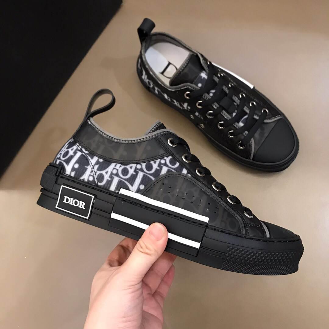 DIOR "B23" LOW-TOP DIOR OBLIQUE SNEAKER