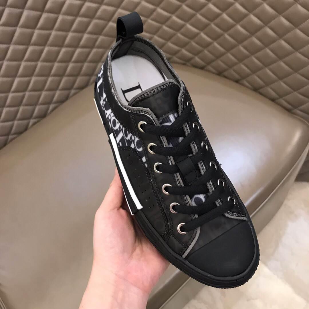 DIOR "B23" LOW-TOP DIOR OBLIQUE SNEAKER